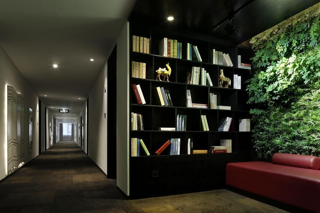 Ease House Luoyang Hotel Luoyang  Exterior photo